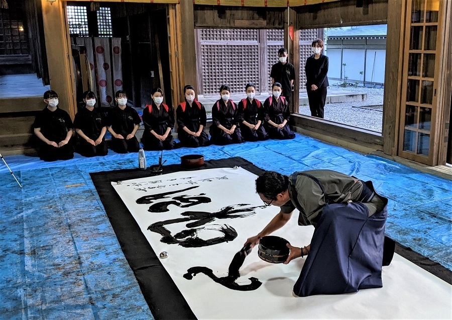 護国神社奉納【書道部】