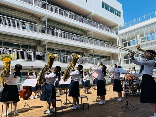 吹奏楽部と邦楽部のミニコンサート